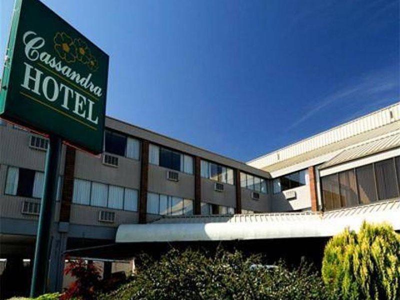 Cassandra Hotel Vancouver Bagian luar foto