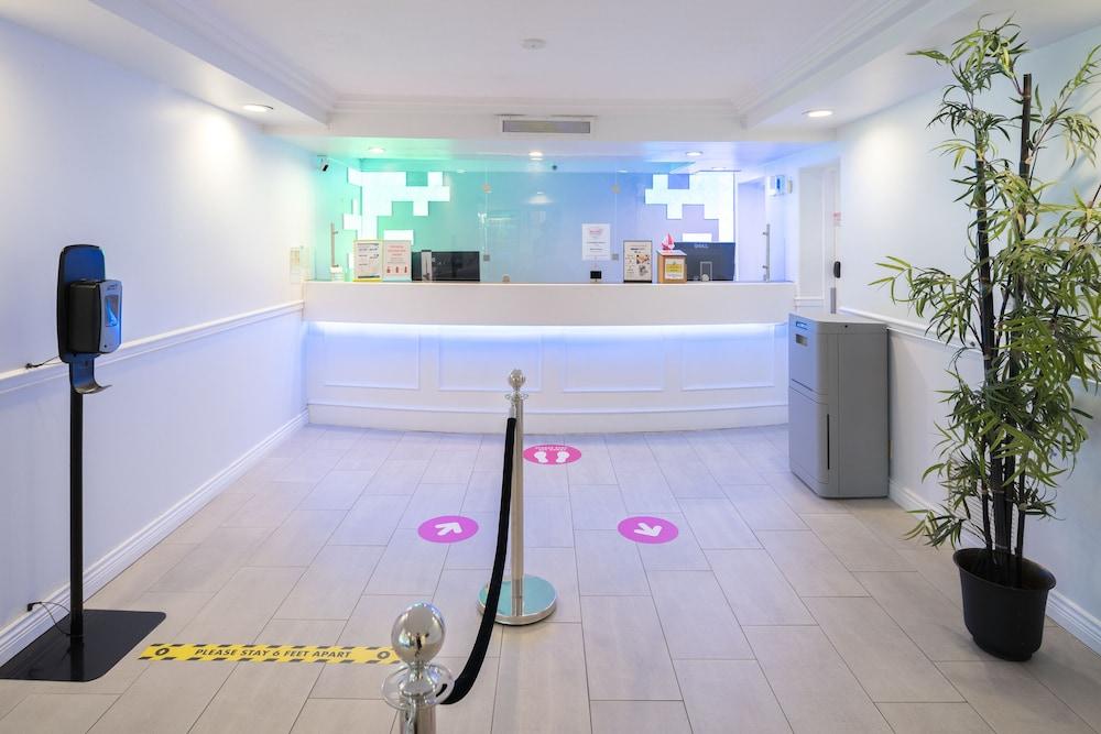 Cassandra Hotel Vancouver Bagian luar foto