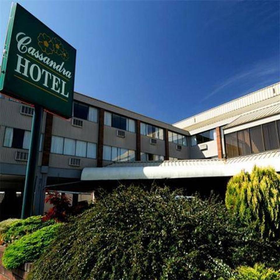 Cassandra Hotel Vancouver Bagian luar foto
