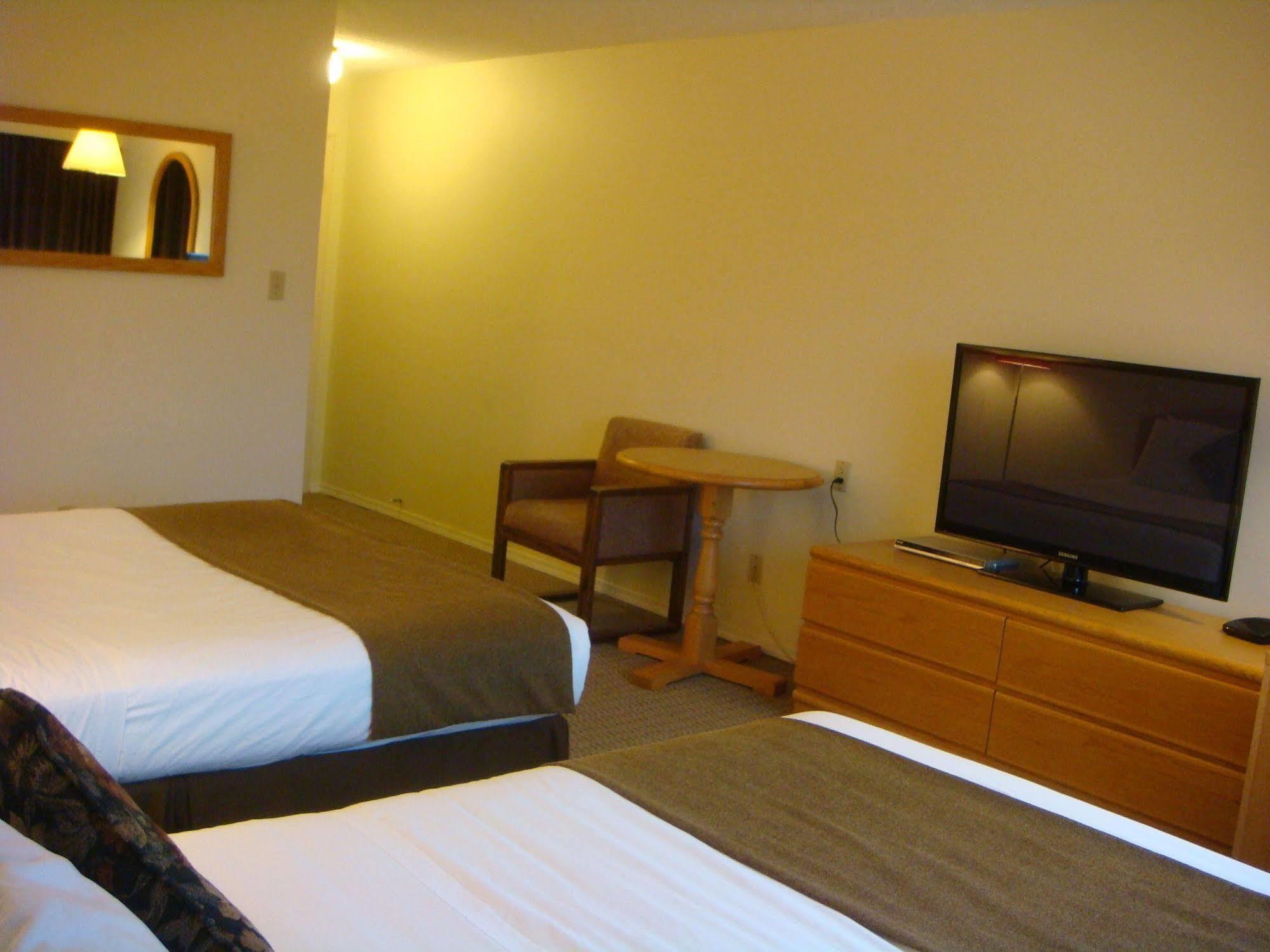 Cassandra Hotel Vancouver Bagian luar foto