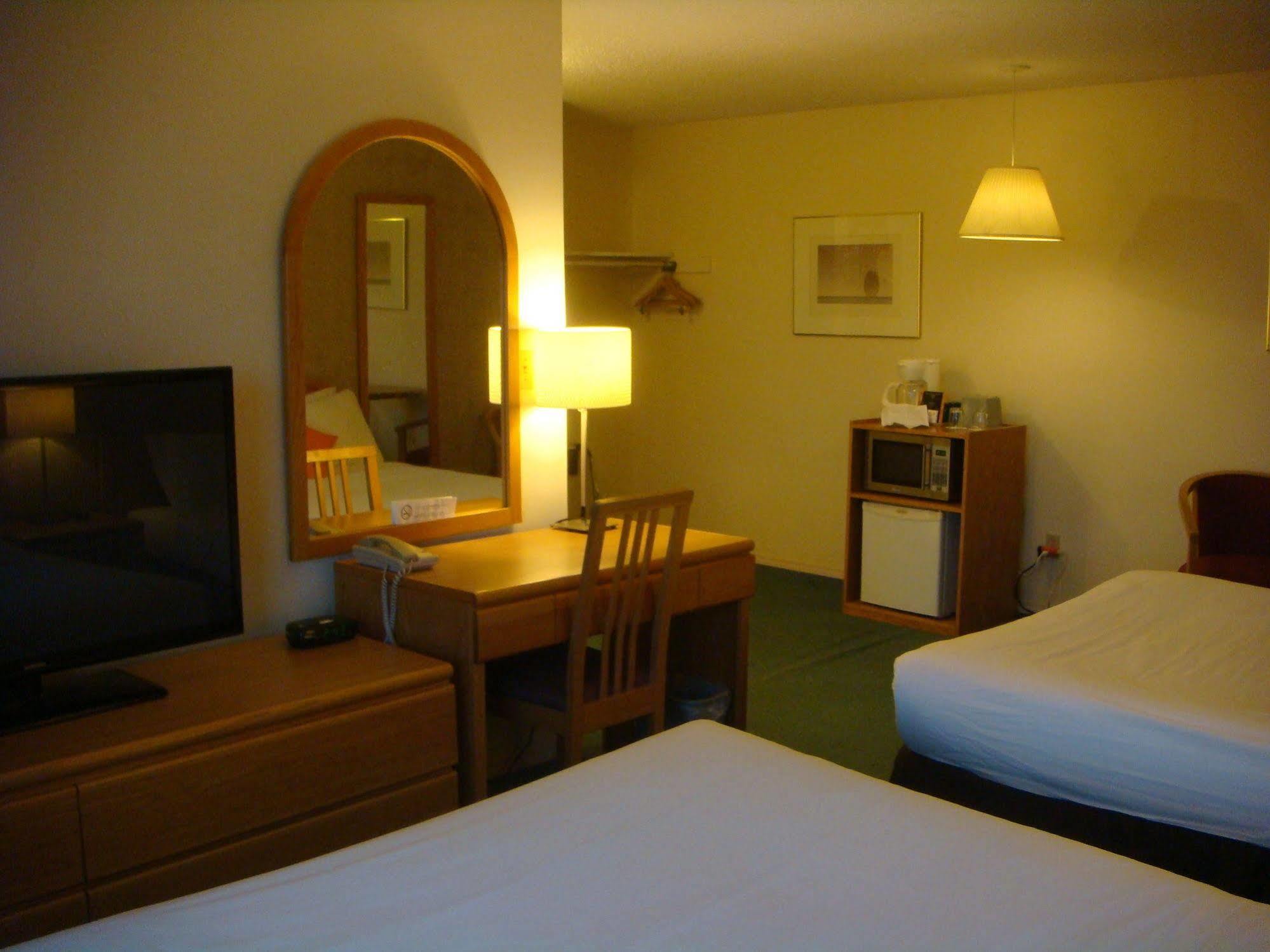 Cassandra Hotel Vancouver Bagian luar foto